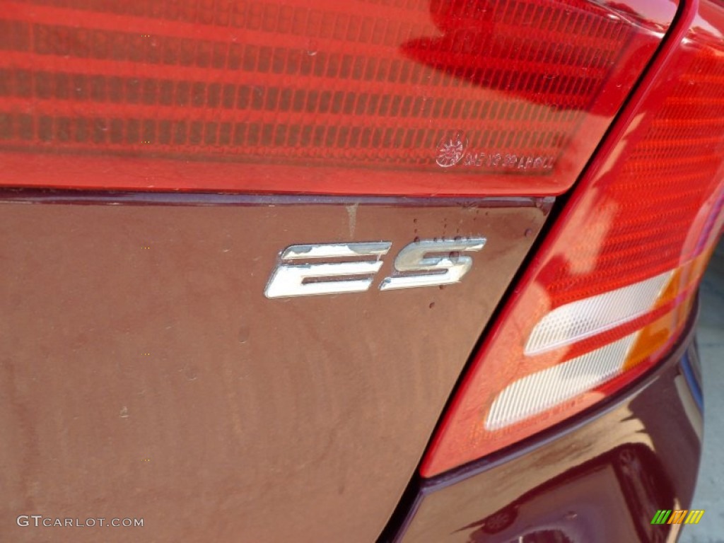 2002 Dodge Intrepid ES Marks and Logos Photo #66881342
