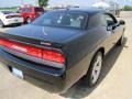 Pitch Black - Challenger SRT8 392 Photo No. 14
