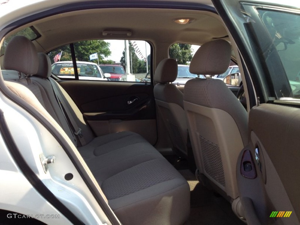 2007 Malibu LT Sedan - White / Cashmere Beige photo #8