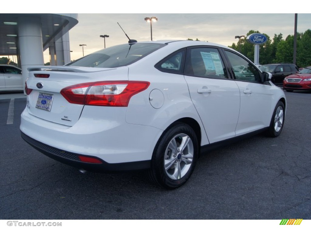 2012 Focus SE Sport Sedan - Oxford White / Two-Tone Sport photo #3