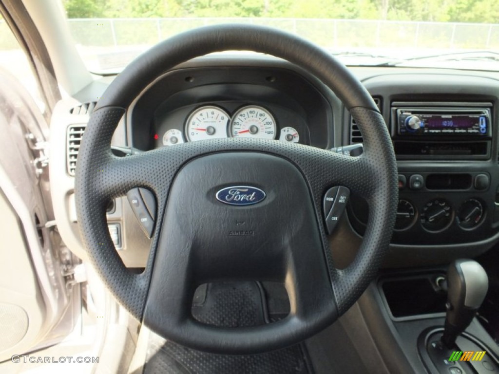 2007 Ford Escape XLS Medium/Dark Flint Steering Wheel Photo #66890482
