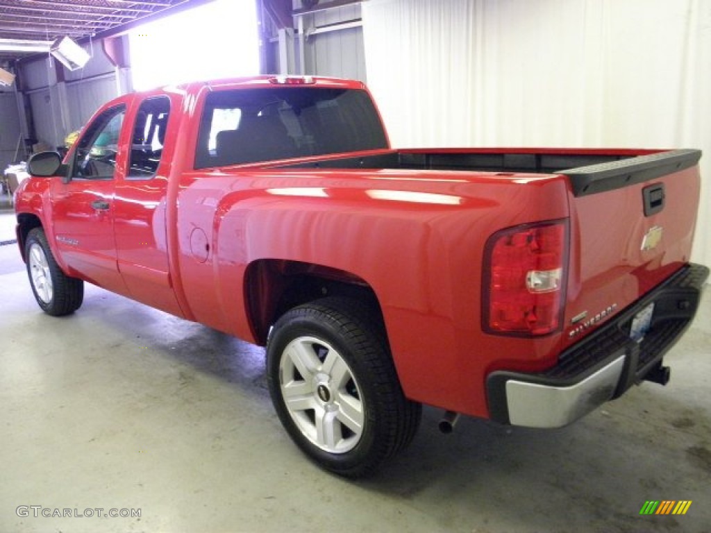 2008 Silverado 1500 LT Extended Cab - Victory Red / Ebony photo #16