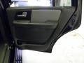Black Clearcoat - Expedition XLT Photo No. 10