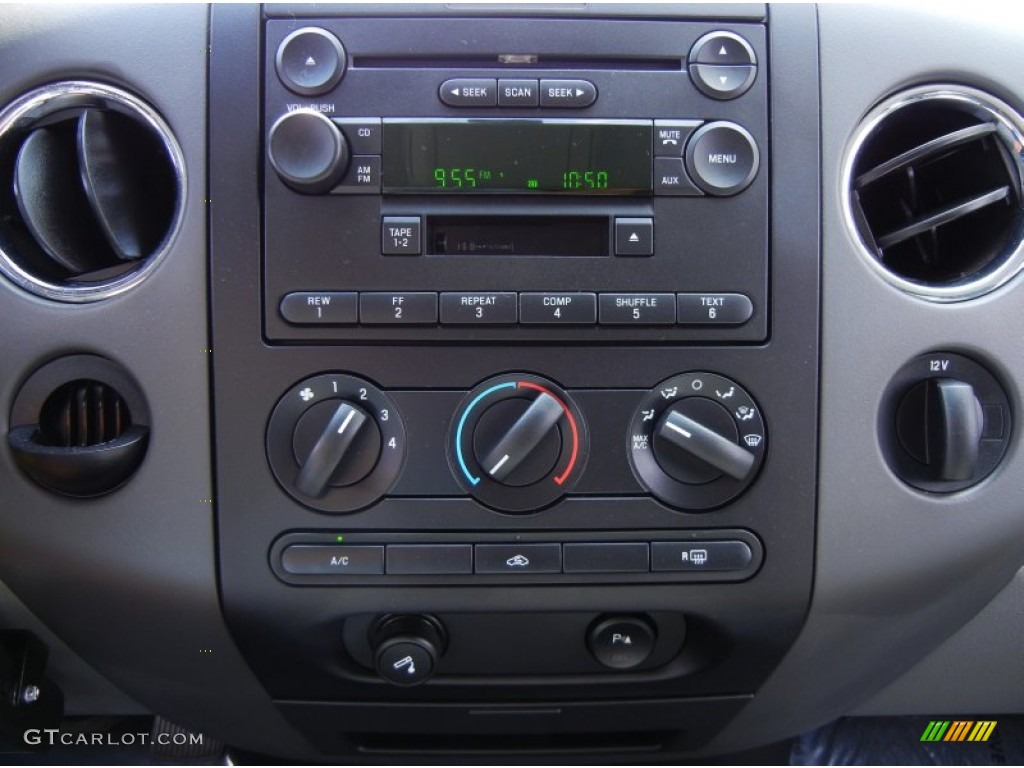 2004 F150 XLT SuperCrew - True Blue Metallic / Medium/Dark Flint photo #22
