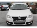Candy White - Passat Komfort Sedan Photo No. 2