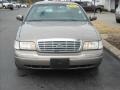 2001 Arizona Beige Metallic Ford Crown Victoria   photo #9