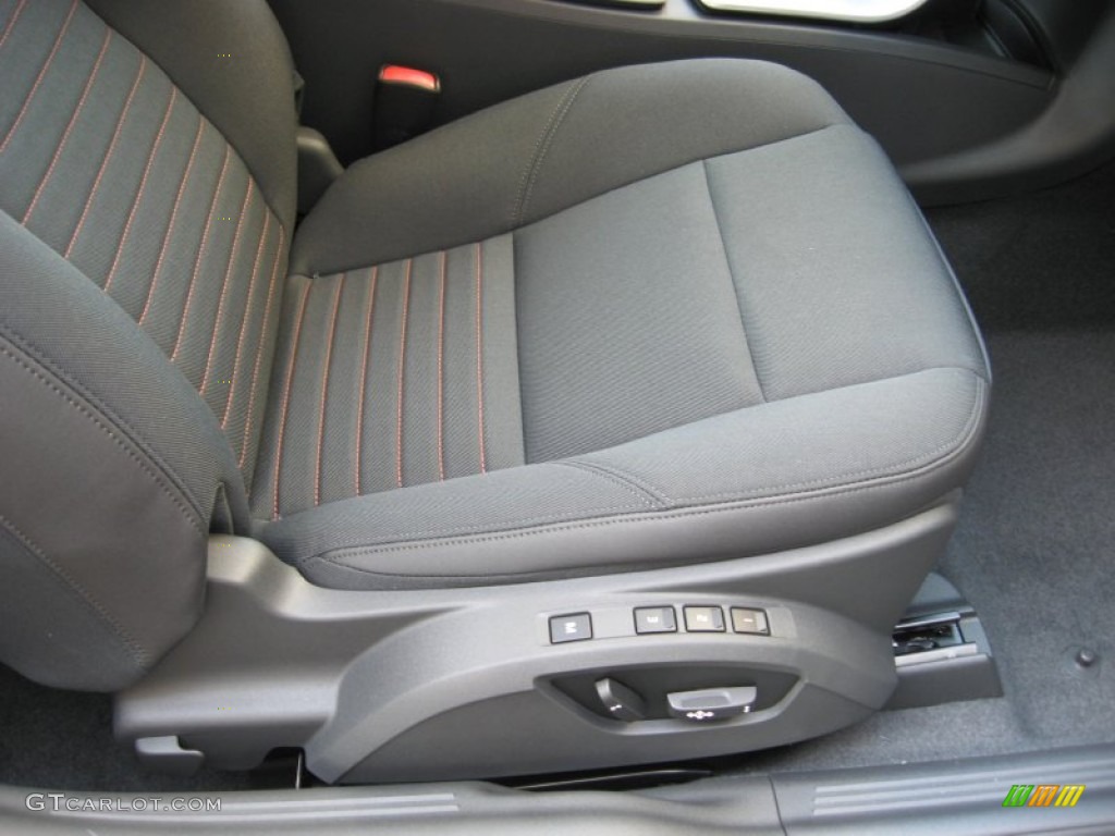 2012 Volvo C30 T5 Front Seat Photos