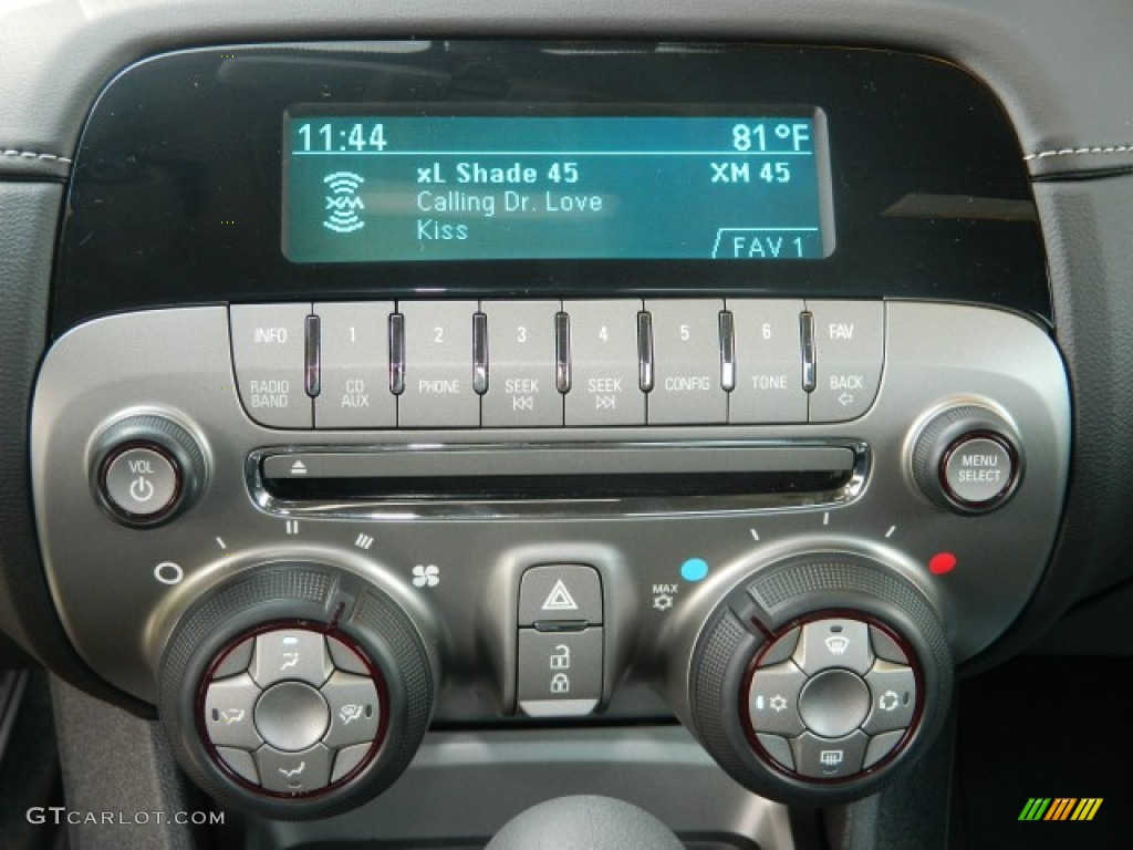 2012 Chevrolet Camaro LS Coupe Audio System Photos