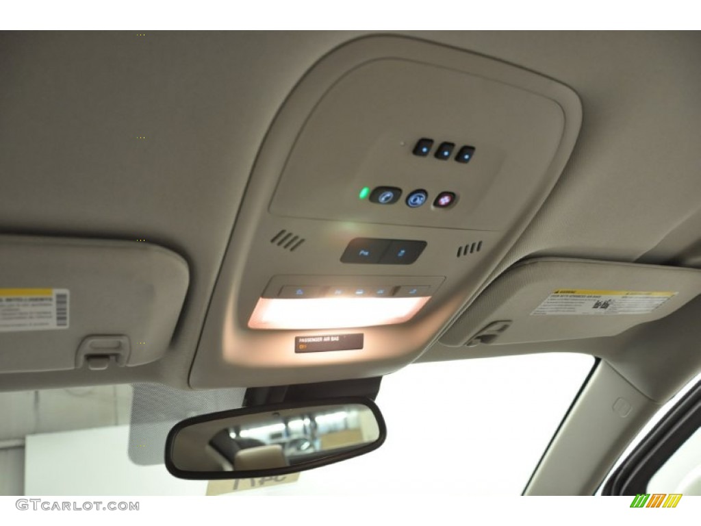 2012 Chevrolet Volt Hatchback Controls Photo #66908821