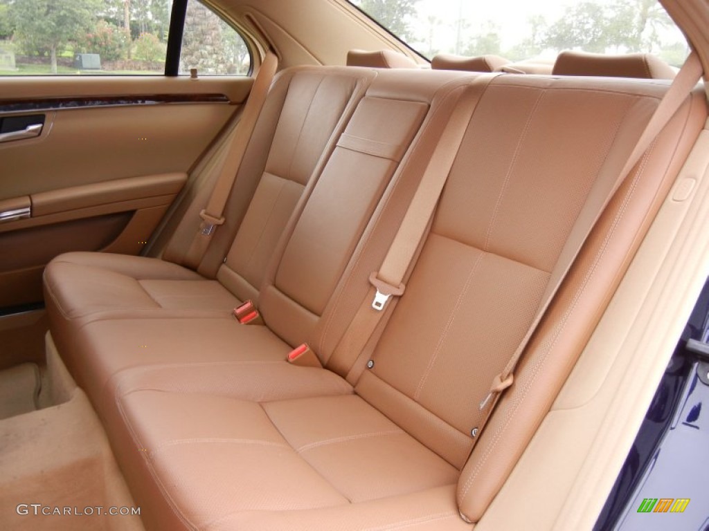 2007 Mercedes-Benz S 550 Sedan Rear Seat Photo #66913978