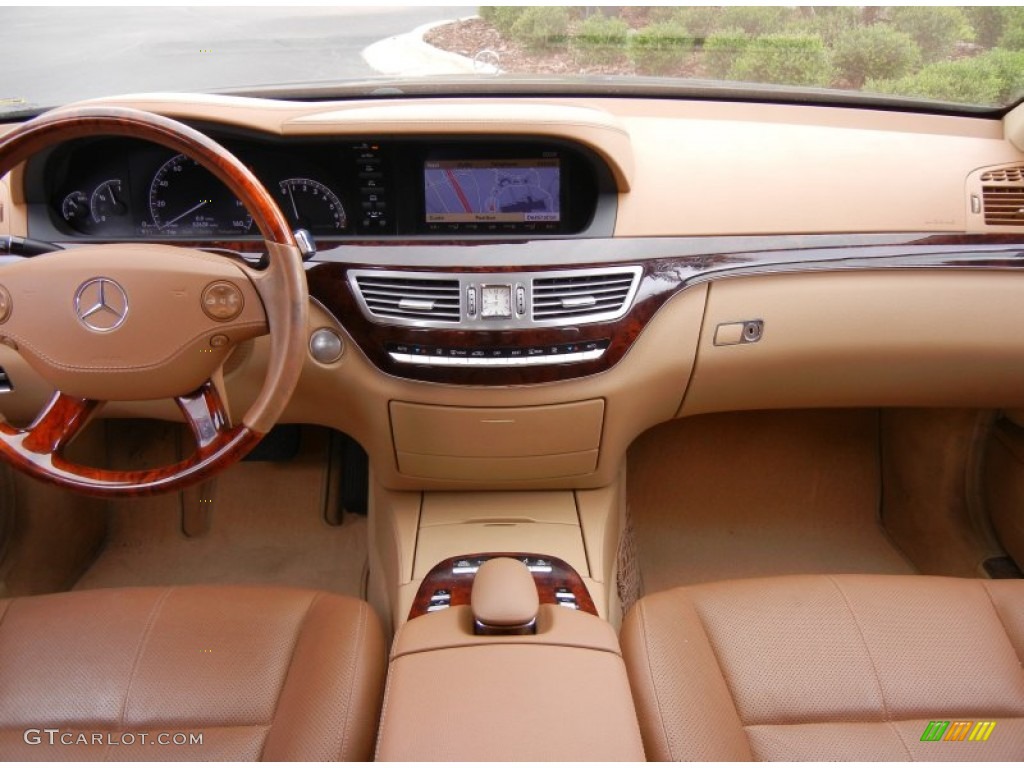 2007 Mercedes-Benz S 550 Sedan designo Armagnac Brown Dashboard Photo #66914011