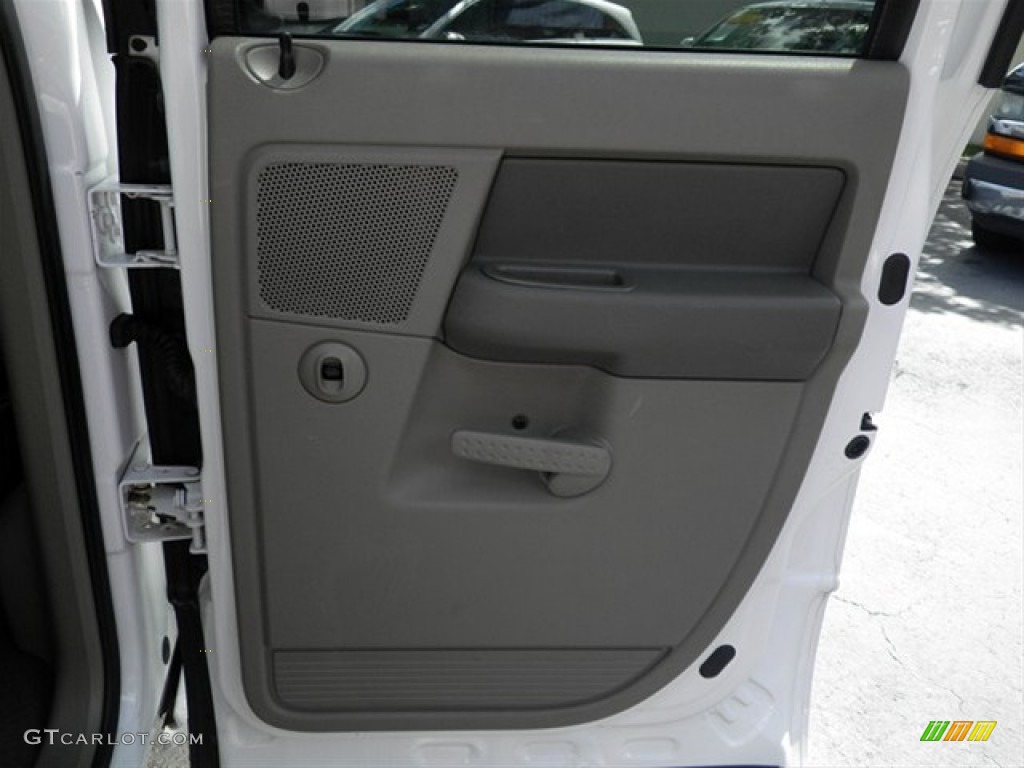 2007 Ram 1500 SLT Quad Cab - Bright White / Medium Slate Gray photo #24
