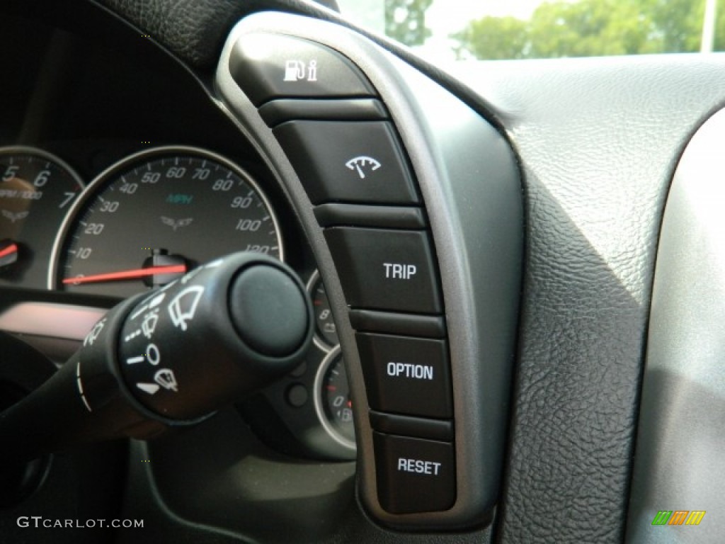 2006 Chevrolet Corvette Convertible Controls Photo #66915478