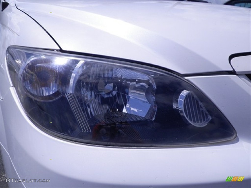 2004 MPV LX - Rally White / Beige photo #3