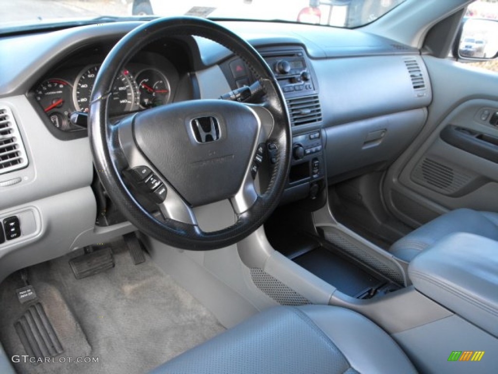 Gray Interior 2004 Honda Pilot EX-L 4WD Photo #66915925