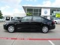 Black - Jetta SE Sedan Photo No. 2