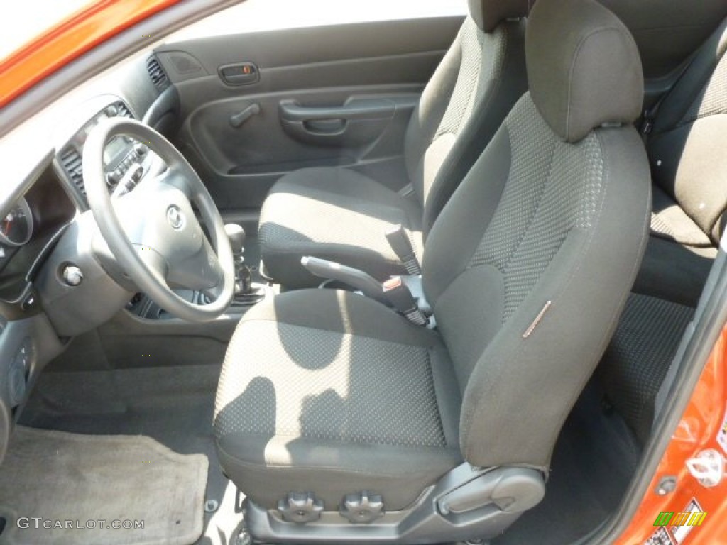 2008 Hyundai Accent GS Coupe Front Seat Photos
