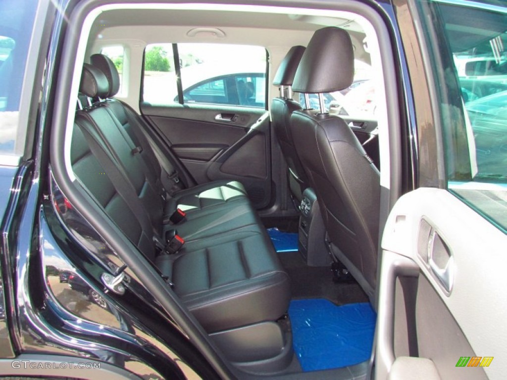 2012 Tiguan SE - Deep Black Metallic / Black photo #4