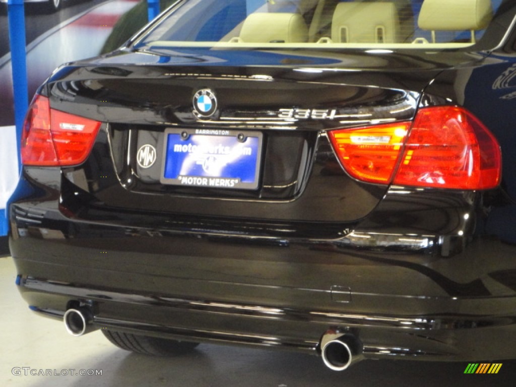 2011 3 Series 335i xDrive Sedan - Jet Black / Beige photo #8