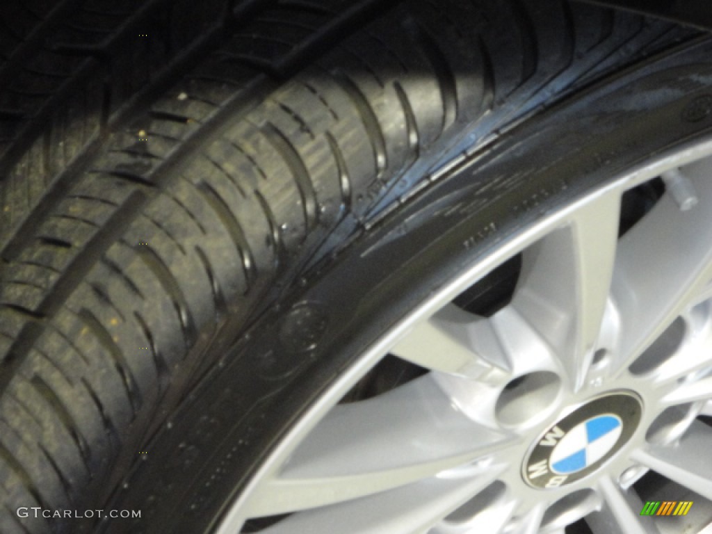 2011 3 Series 335i xDrive Sedan - Jet Black / Beige photo #34