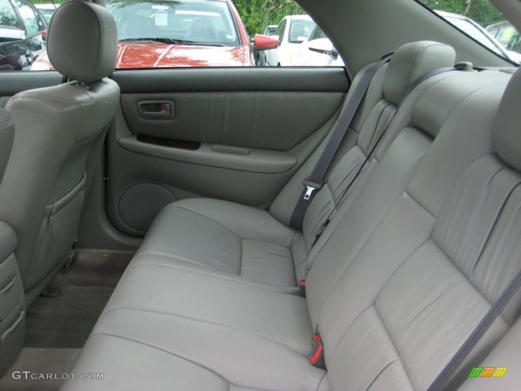 2000 Lexus ES 300 Sedan Rear Seat Photo #66926659