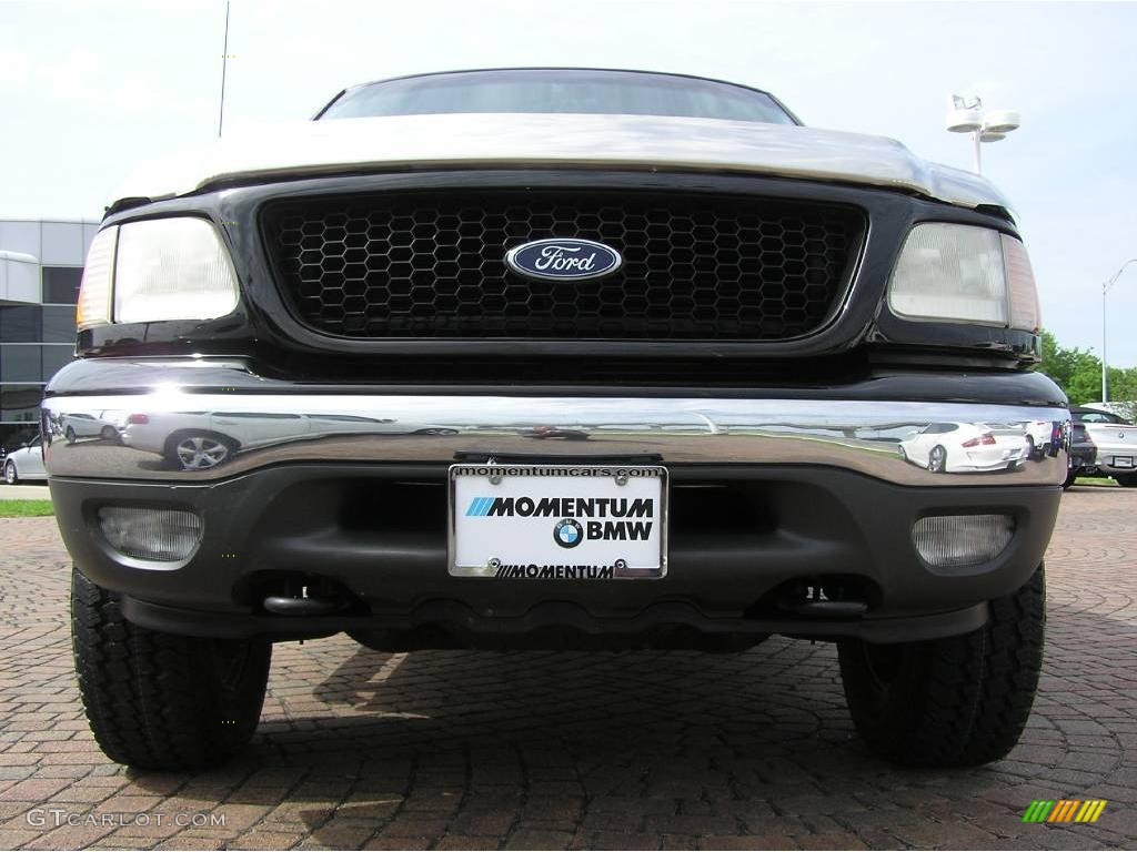 2002 F150 XLT SuperCrew 4x4 - Black / Medium Graphite photo #8