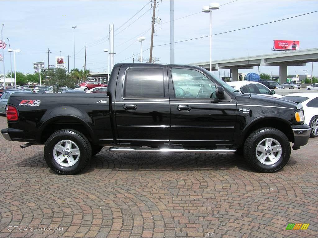 2002 F150 XLT SuperCrew 4x4 - Black / Medium Graphite photo #14