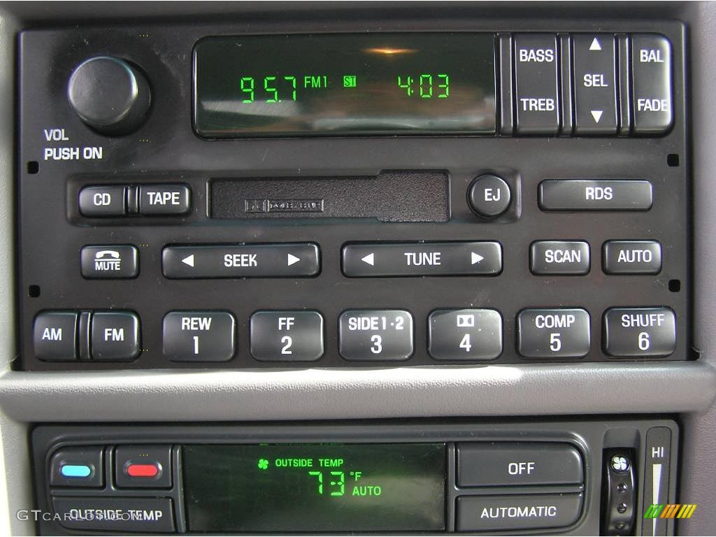 2002 F150 XLT SuperCrew 4x4 - Black / Medium Graphite photo #25