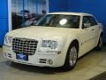 Stone White - 300 C HEMI Photo No. 3