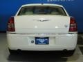 Stone White - 300 C HEMI Photo No. 6