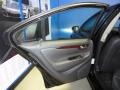 Black - S60 2.5T AWD Photo No. 19