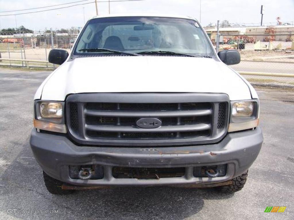 2003 F250 Super Duty XL SuperCab 4x4 - Oxford White / Medium Flint Grey photo #2