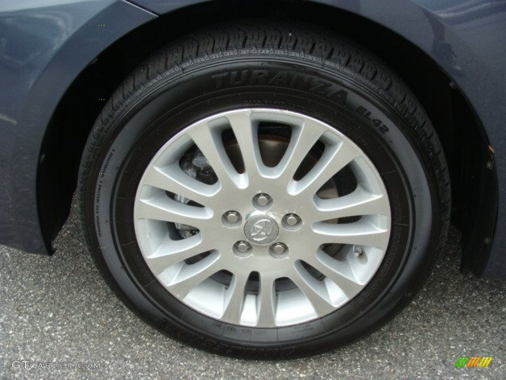2010 Toyota Sienna Limited Wheel Photos