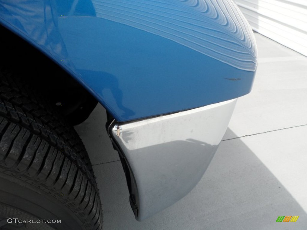 2007 Tundra SR5 TRD Double Cab - Blue Streak Metallic / Graphite Gray photo #24
