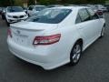 Super White - Camry SE Photo No. 6