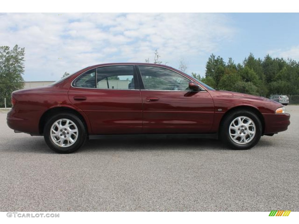 2000 Intrigue GL - Ruby Red Metallic / Dark Gray photo #4