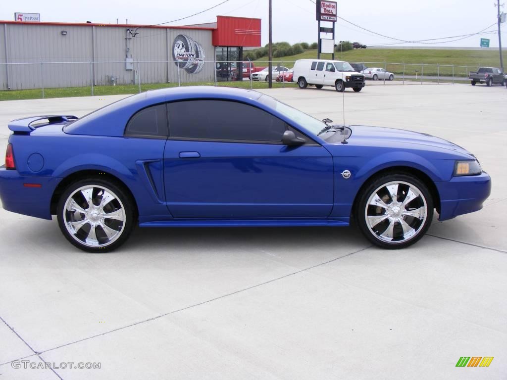 2004 Mustang V6 Coupe - Sonic Blue Metallic / Dark Charcoal photo #5