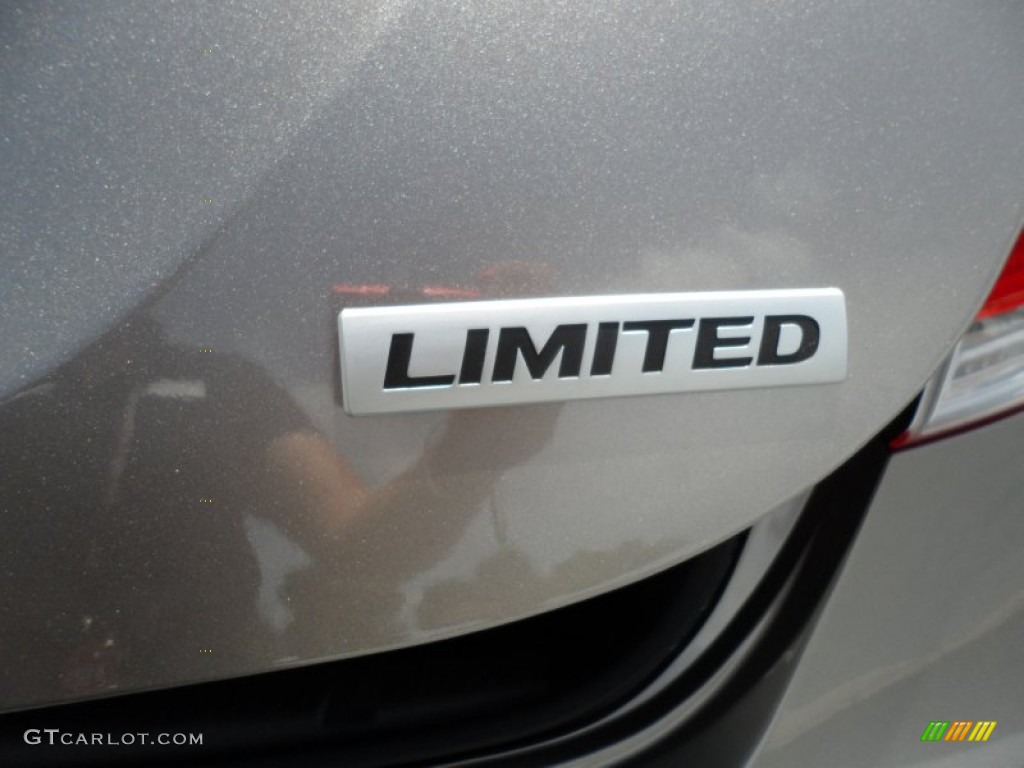 2013 Elantra Limited - Desert Bronze / Beige photo #15