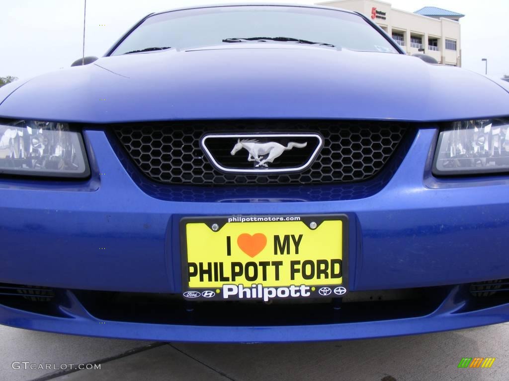2004 Mustang V6 Coupe - Sonic Blue Metallic / Dark Charcoal photo #20