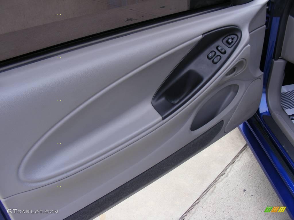 2004 Mustang V6 Coupe - Sonic Blue Metallic / Dark Charcoal photo #29