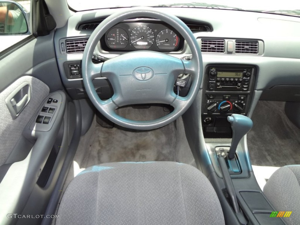 2000 Camry LE - Constellation Blue Pearl / Gray photo #6