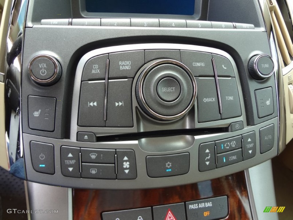 2010 Buick LaCrosse CXL Controls Photo #66940807