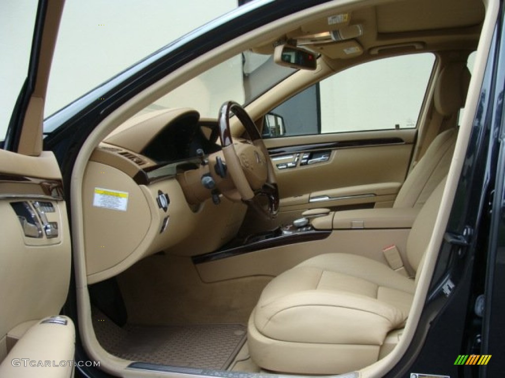 Sahara Beige/Black Interior 2012 Mercedes-Benz S 550 4Matic Sedan Photo #66940858