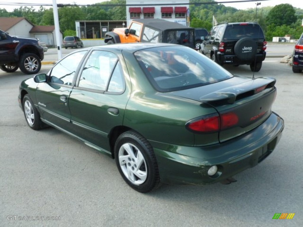 2001 Sunfire SE Sedan - Spruce Green Metallic / Graphite photo #3