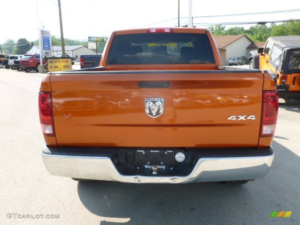 2010 Ram 1500 ST Crew Cab 4x4 - Mango Tango Pearl / Dark Slate/Medium Graystone photo #4