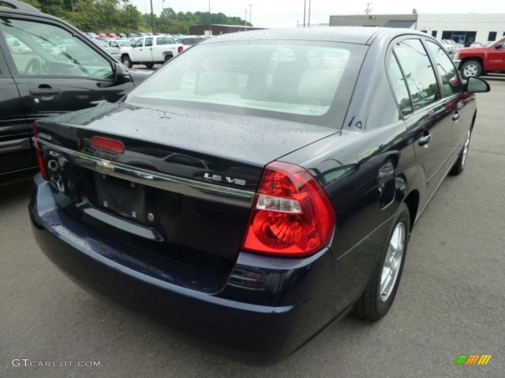 2005 Malibu LS V6 Sedan - Dark Blue Metallic / Gray photo #2