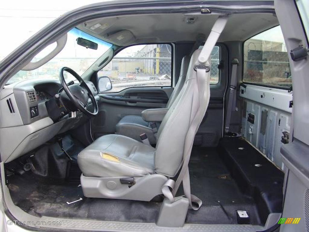 2003 F250 Super Duty XL SuperCab 4x4 - Oxford White / Medium Flint Grey photo #28