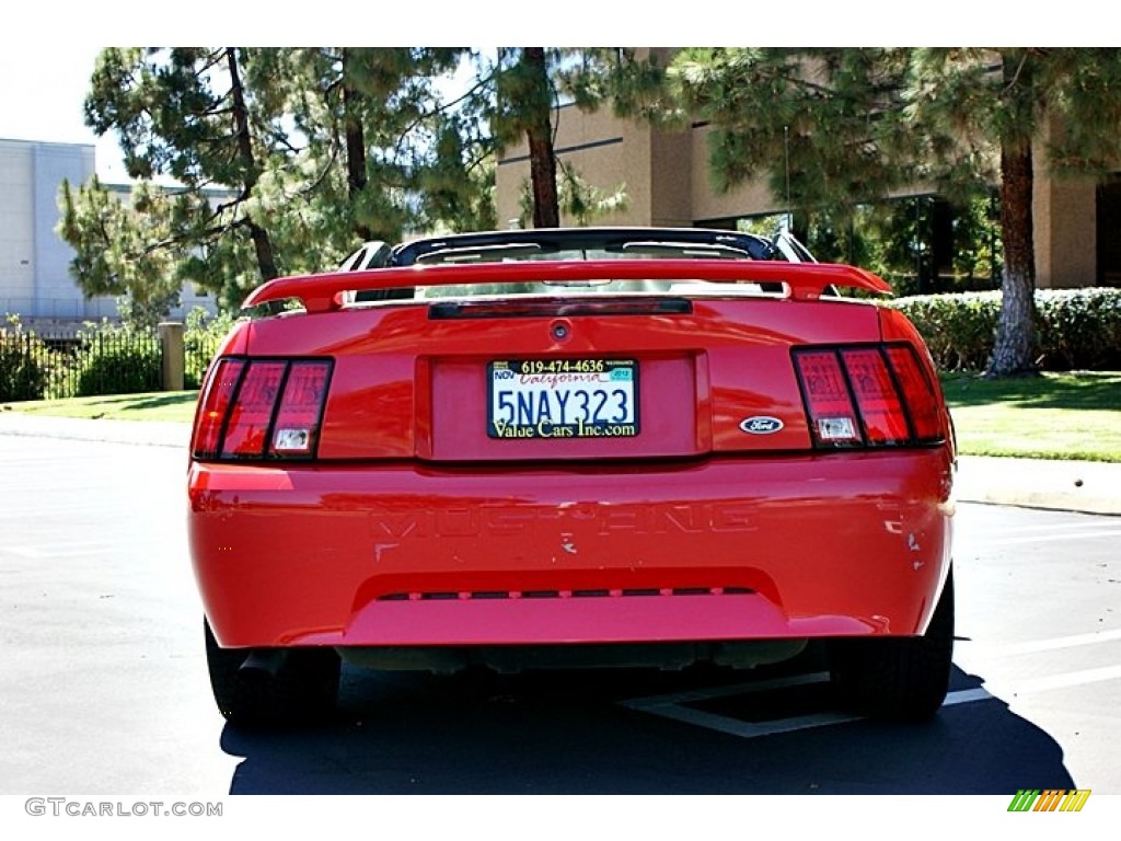 2002 Mustang V6 Convertible - Torch Red / Medium Graphite photo #6