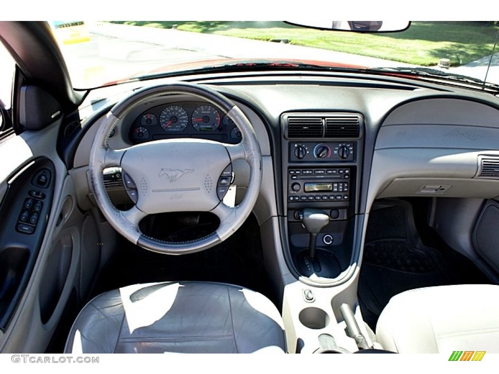 2002 Ford Mustang V6 Convertible Medium Graphite Dashboard Photo #66953740
