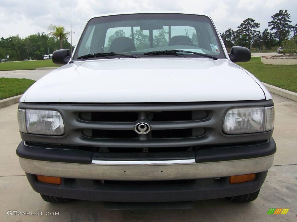 1997 Oxford White Mazda BSeries Truck B2300 SE Regular Cab 6645678